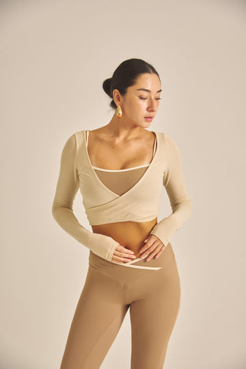 【COMING SOON】Amber Soft Wrap Cardigan / 白茶(beige)
