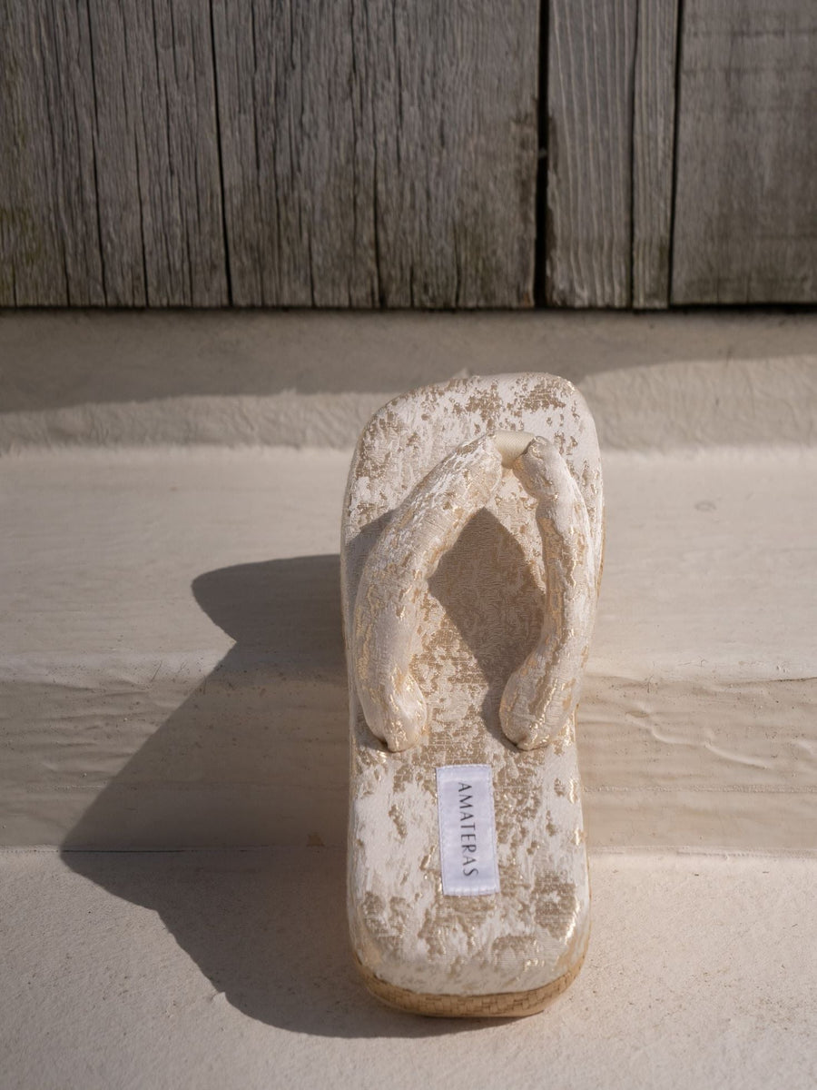 travel geta sandal / 白花 (ivory)