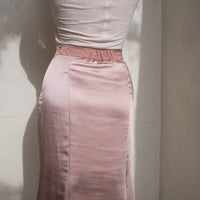 camellia airy satin skirt / 白花(ivory)