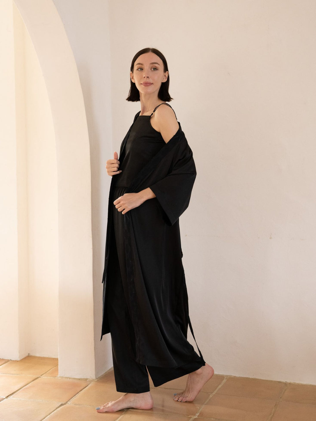 classic georgette satin robe / 墨(black)