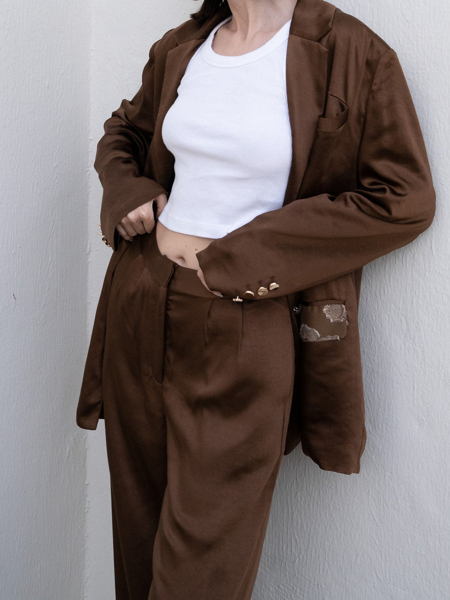 oriental satin straight pants / 枯茶(dark brown)