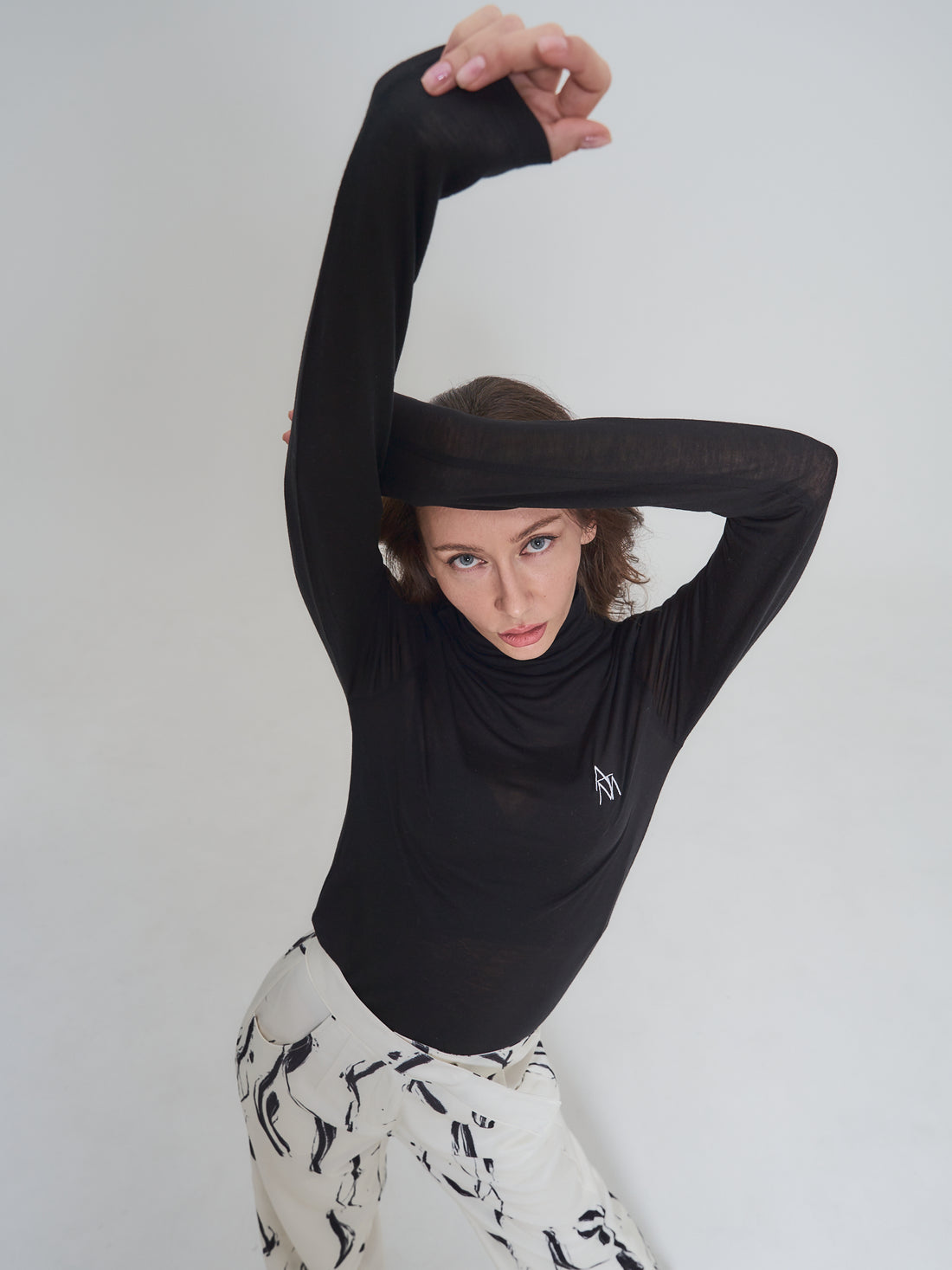seamless turtle top / beige