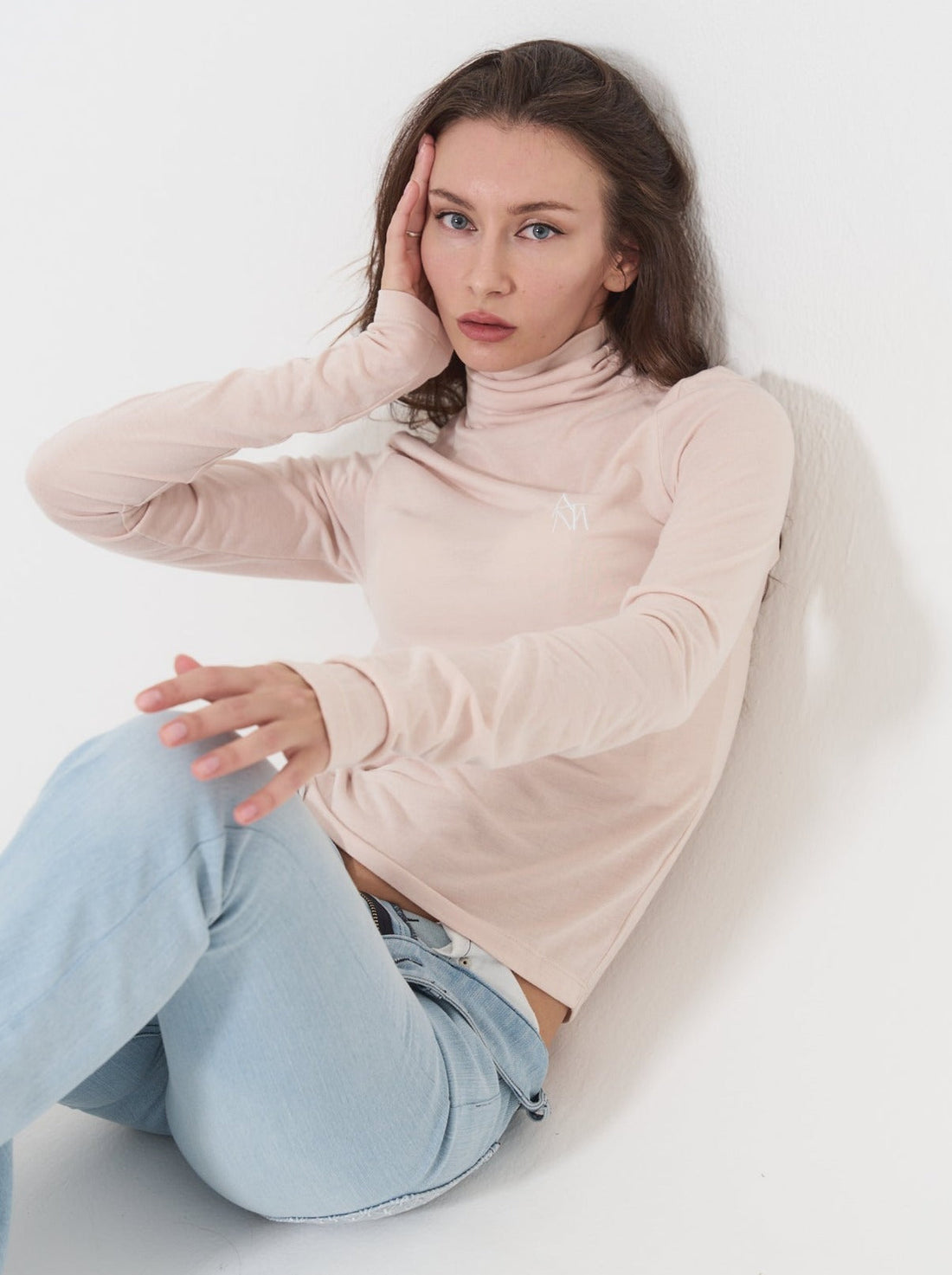 seamless turtle top / beige