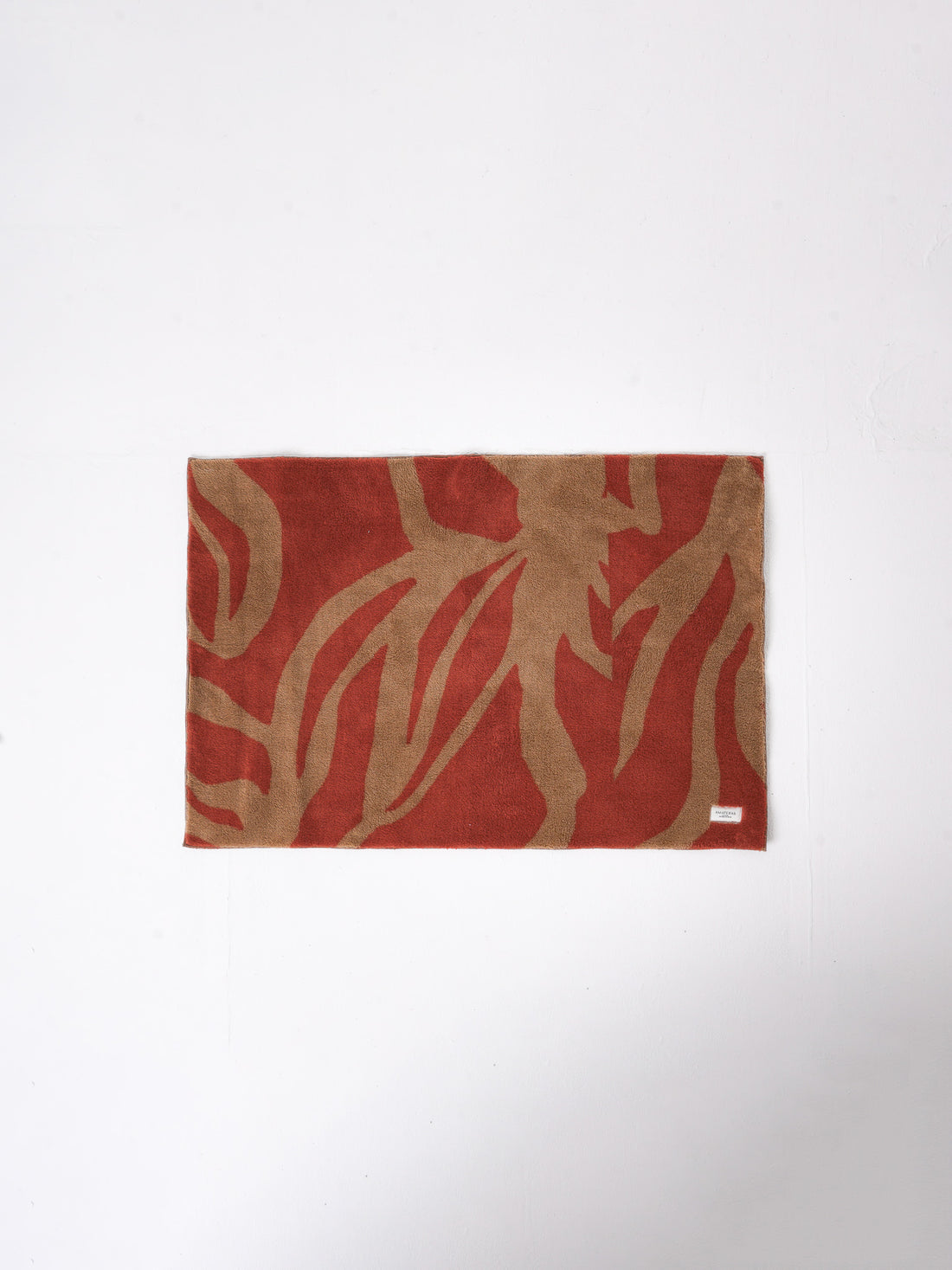 soft rug floor mat / brown