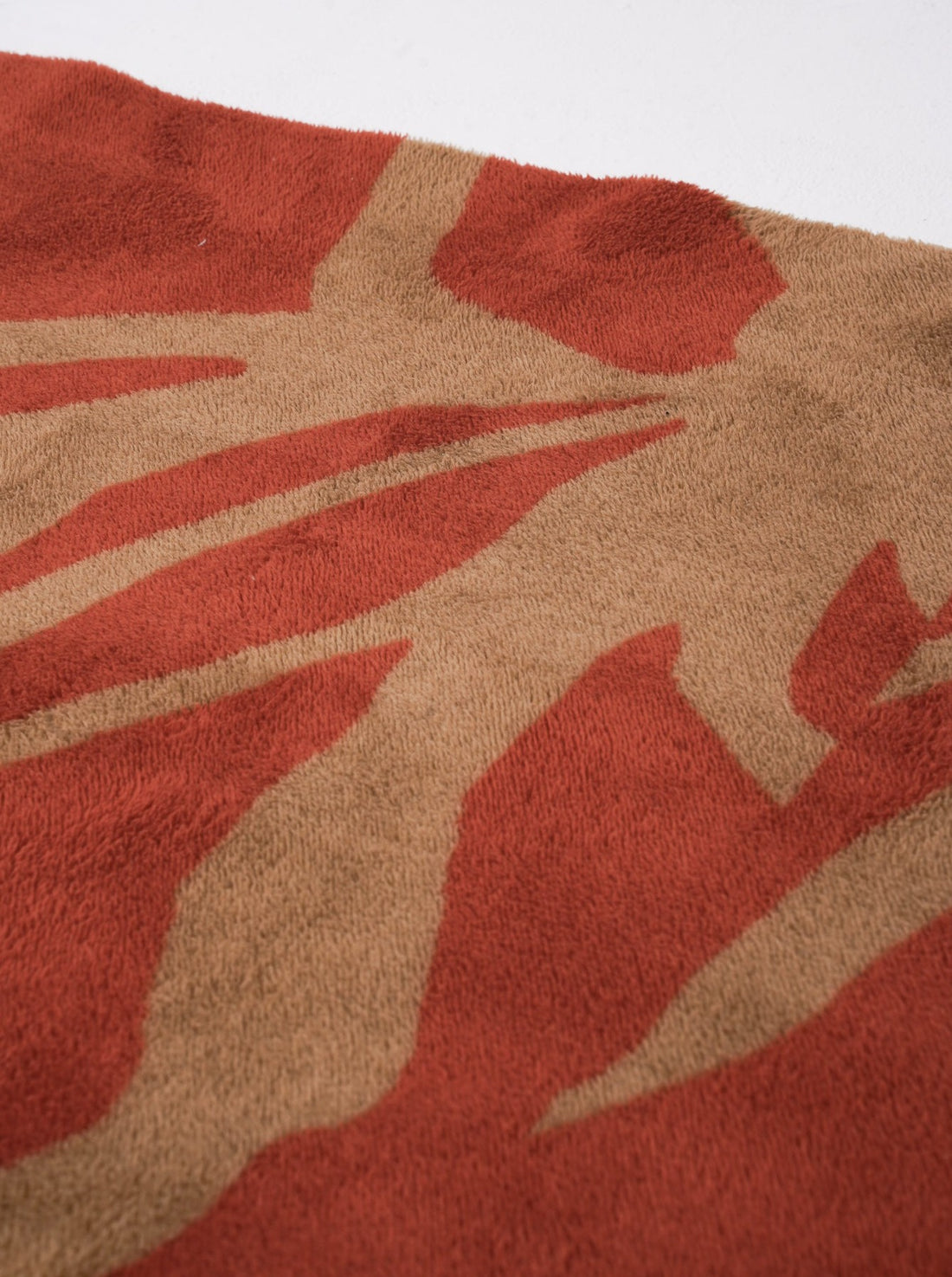 soft rug floor mat / brown