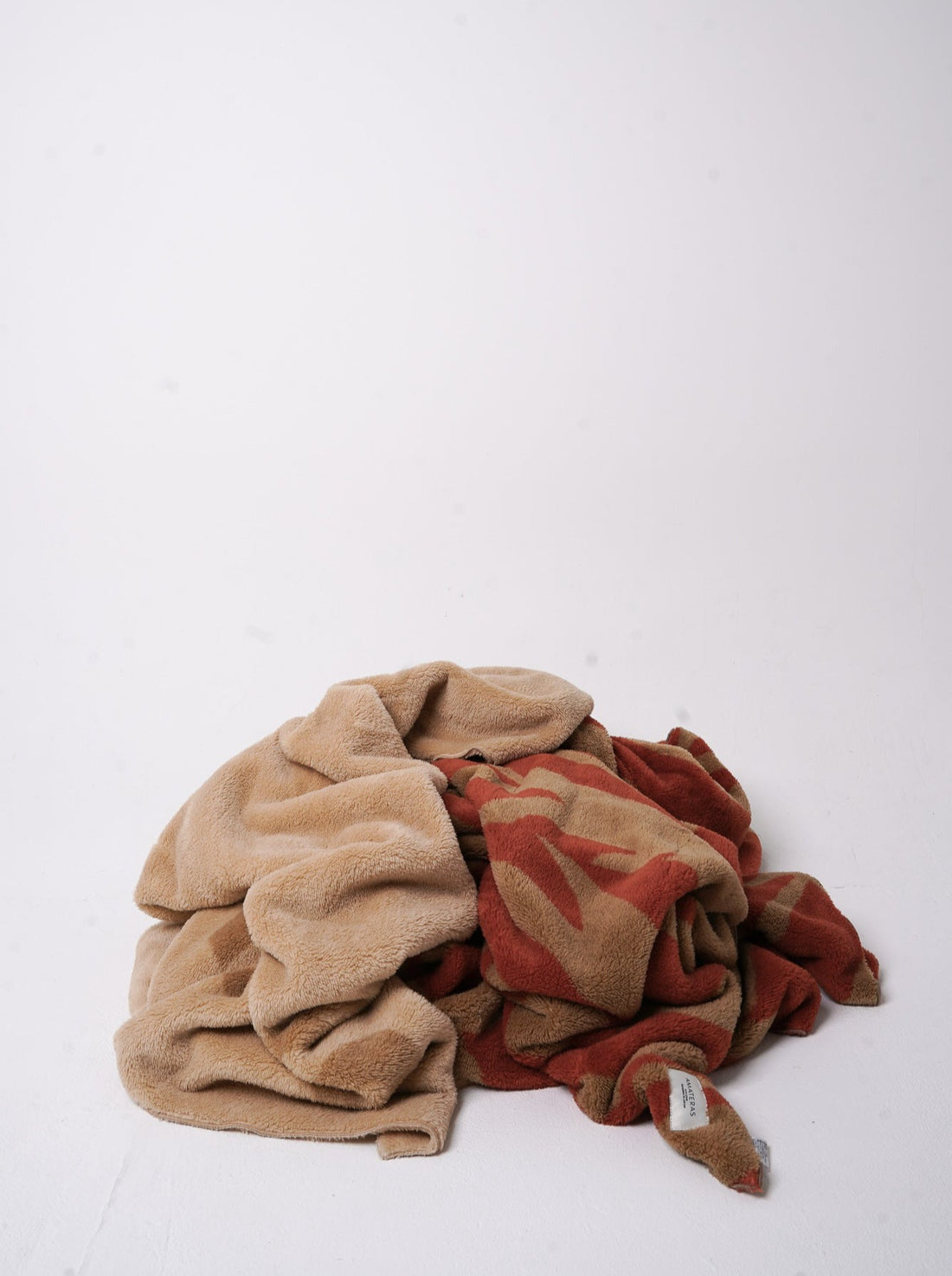 soft warm blanket / 胡桃(beige)