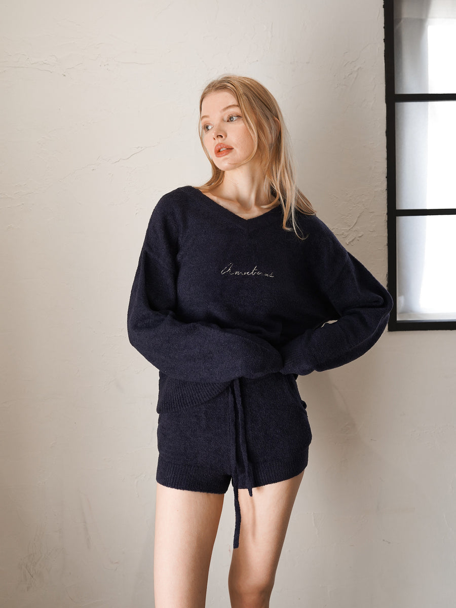 feather knit over-sweater