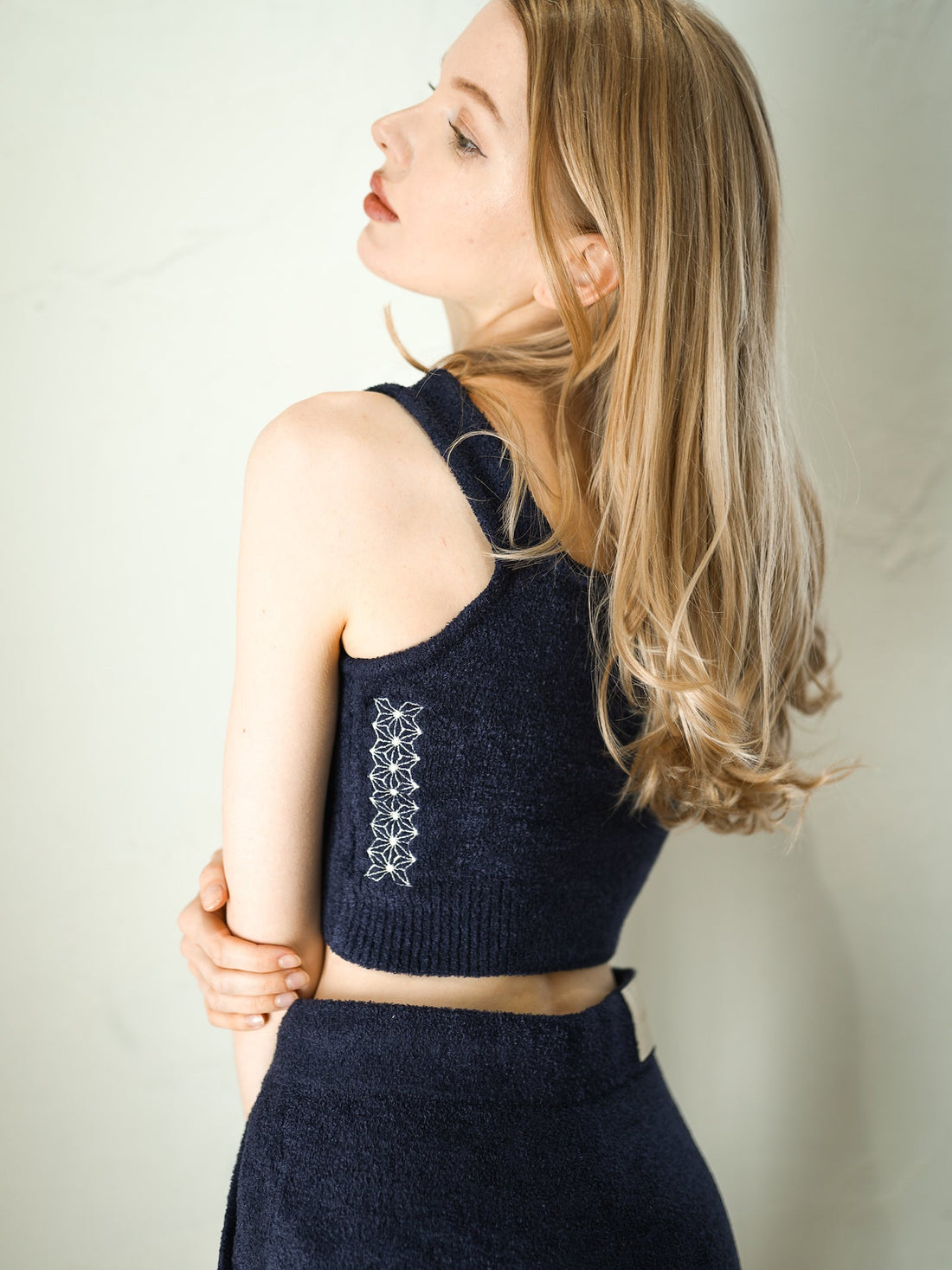 feather knit tank
