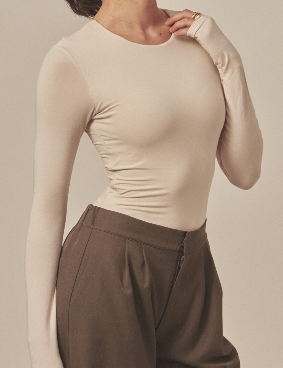 AuraFit Padded Bodysuit / 胡粉(off white)