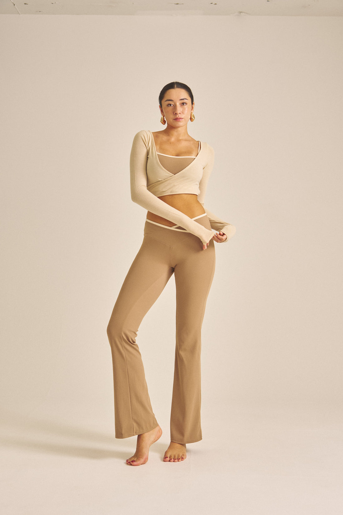 【COMING SOON】Maple Curve Flare Leggings / 白茶(beige)