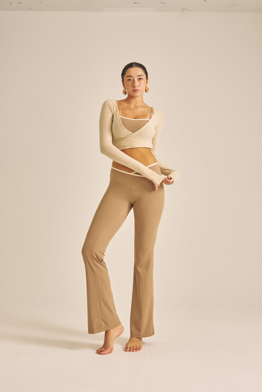 【COMING SOON】Maple Curve Flare Leggings / 白茶(beige)