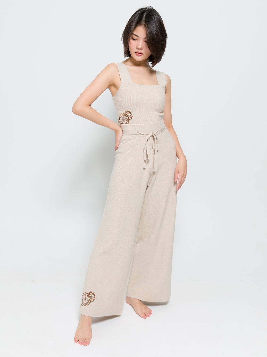 elegant knitted wide pants