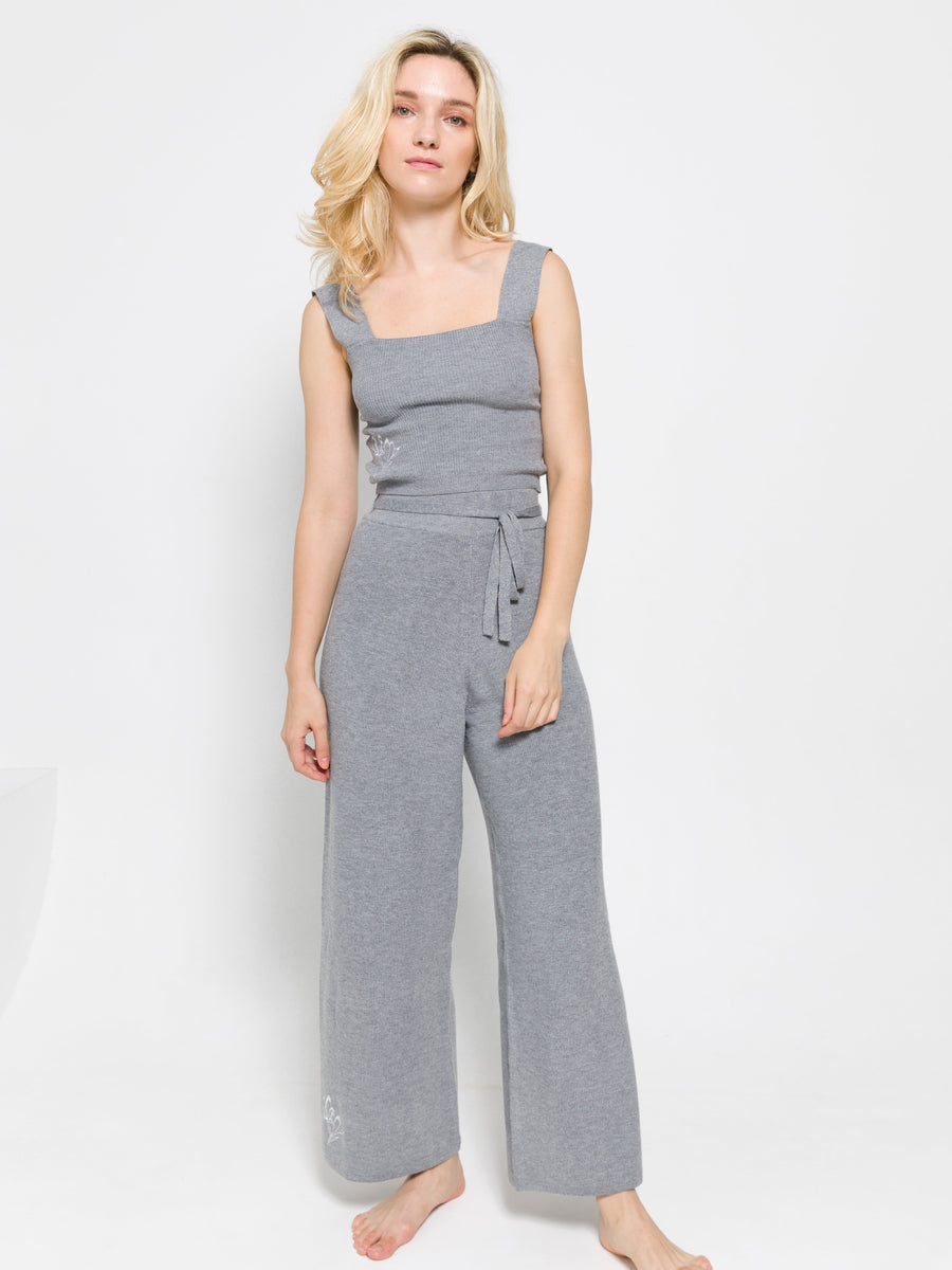 soft knitted tank