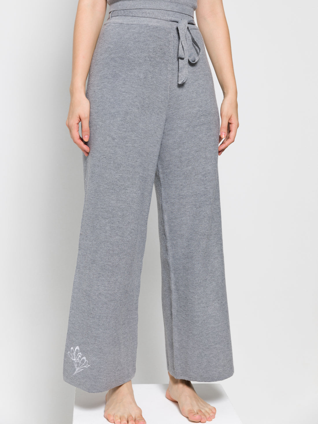 elegant knitted wide pants