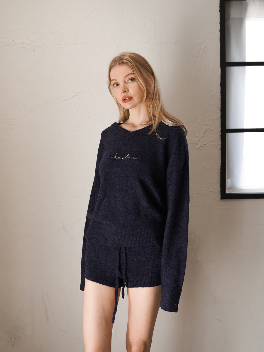 feather knit over-sweater / navy