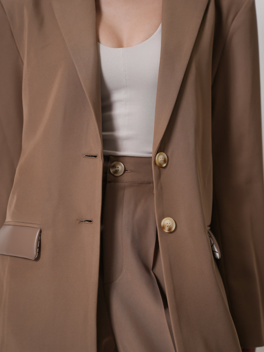 luxe padded blazer jacket / beige