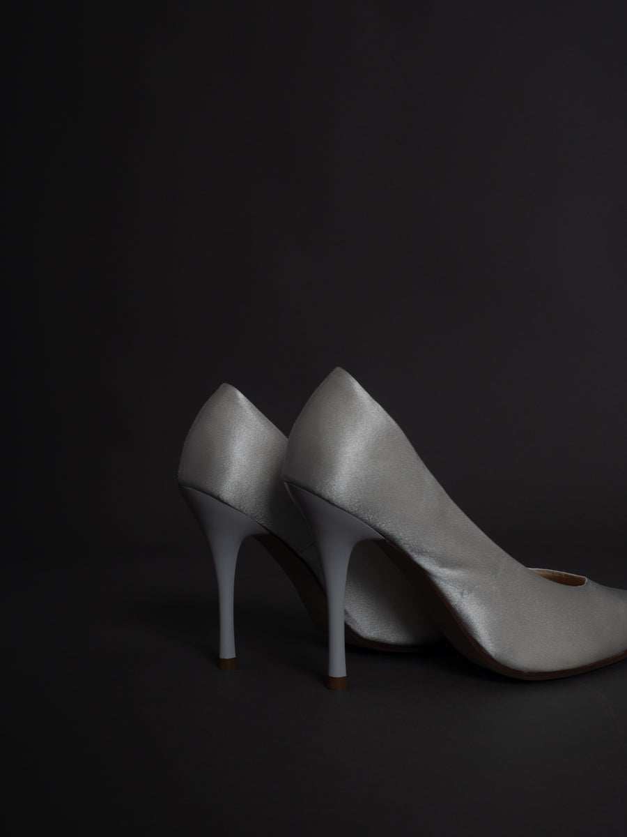 satin wrapped style up heels / ivory