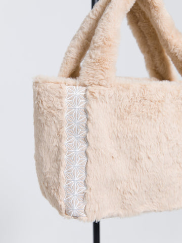 casual fuzzy tote / oatmeal