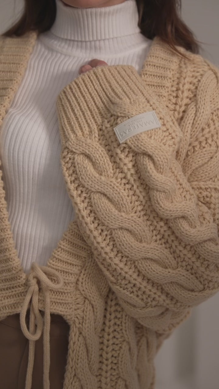 knit over cardigan / pink beige