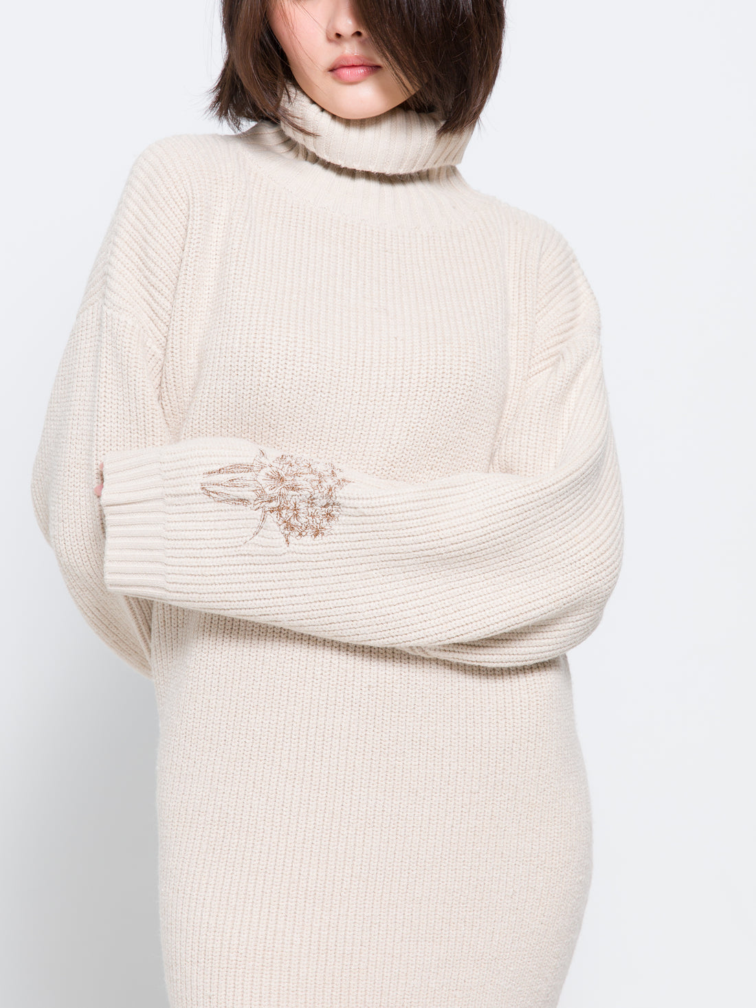 elegant knitted dress / oatmeal